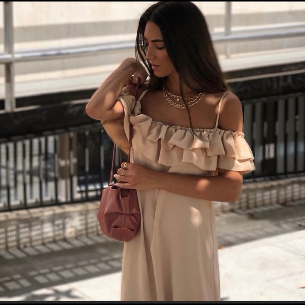 Zara Textured Ruffled Dress - Picture 5 of 13